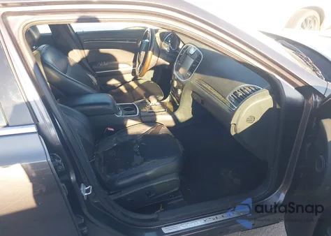 2013 Chrysler 300C из США, поврежденный, VIN 2C3CCAEG6DH620230